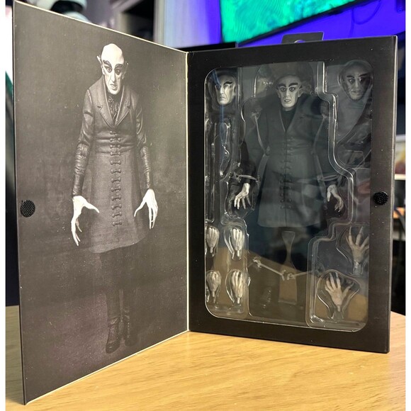 New NECA Nosferatu Ultimate Count Orlok Black and White 7" Scale Action Figure - Picture 2 of 10